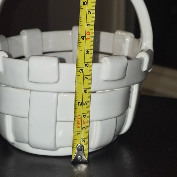 Vintage White Ceramic Basket Made in Italy – Woven Pottery Planter Decor - Picture 5 of 6